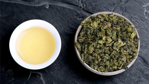 普洱茶和乌龙茶（普洱茶和乌龙茶哪种减肥效果最棒?）